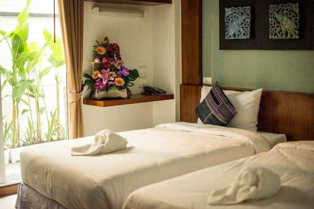 Hotel Cozytel Chiangmai Chiang Mai Exterior foto